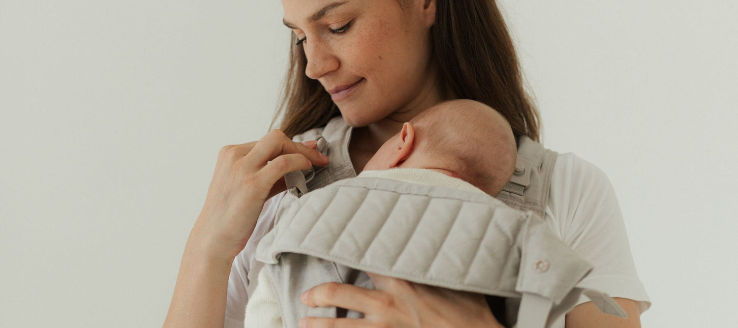 Babytrage richtig anlegen – so funktioniert’s