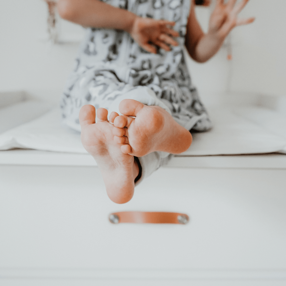 Musselin Schlafsack mit Füßen 0.5 TOG | Leo Grau