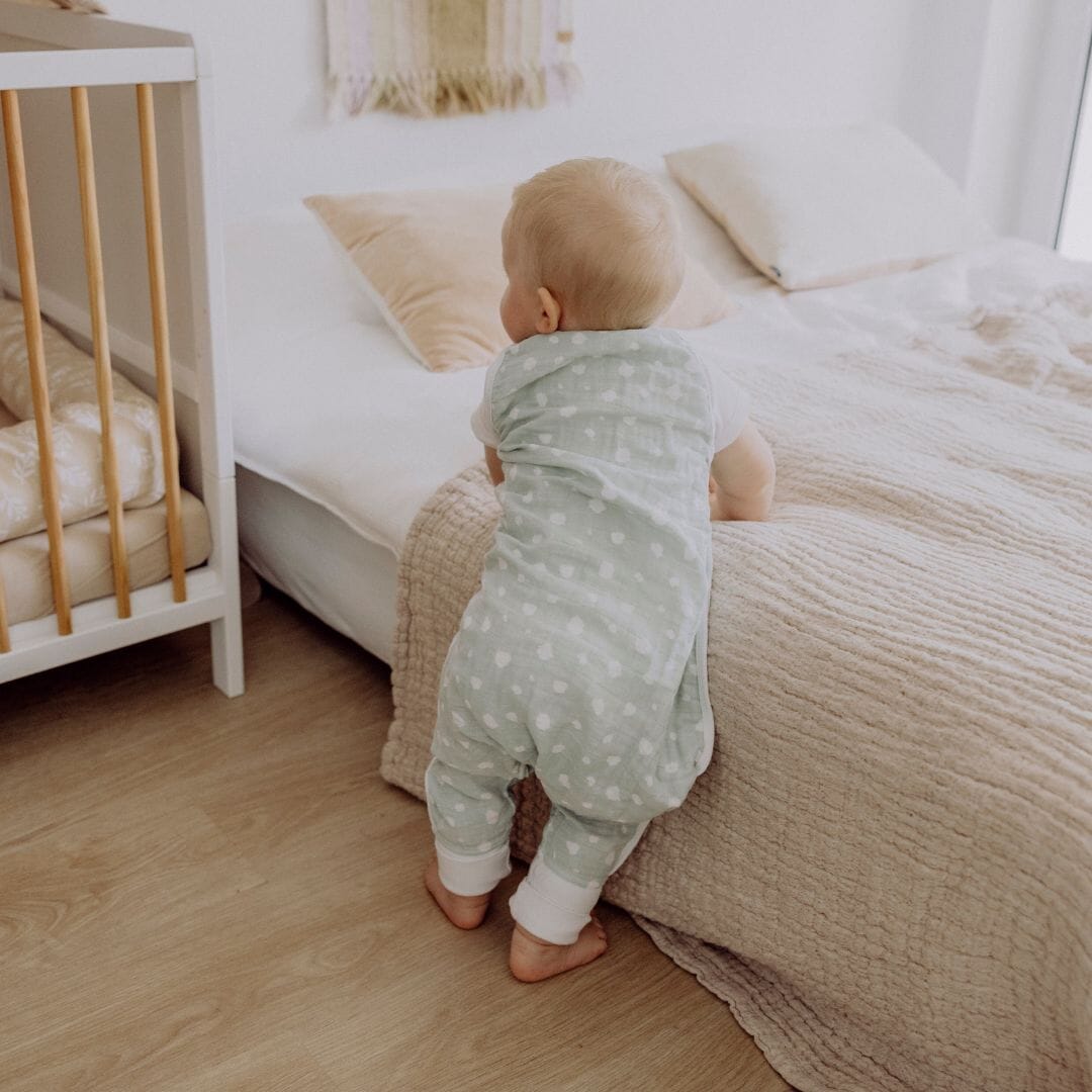 Musselin Schlafsack mit Füßen 0.5 TOG | Punkte Mint