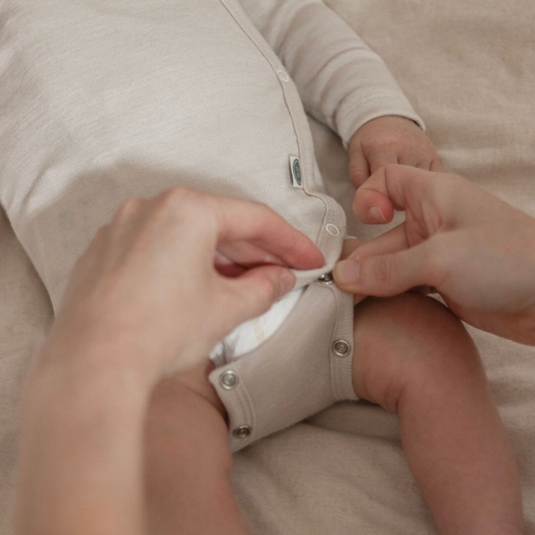 Wolle-Seide Langarm-Wickelbody | Essential Beige