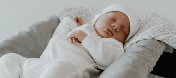 Babyschlaf im 1. Monat: Die wichtigsten Fragen