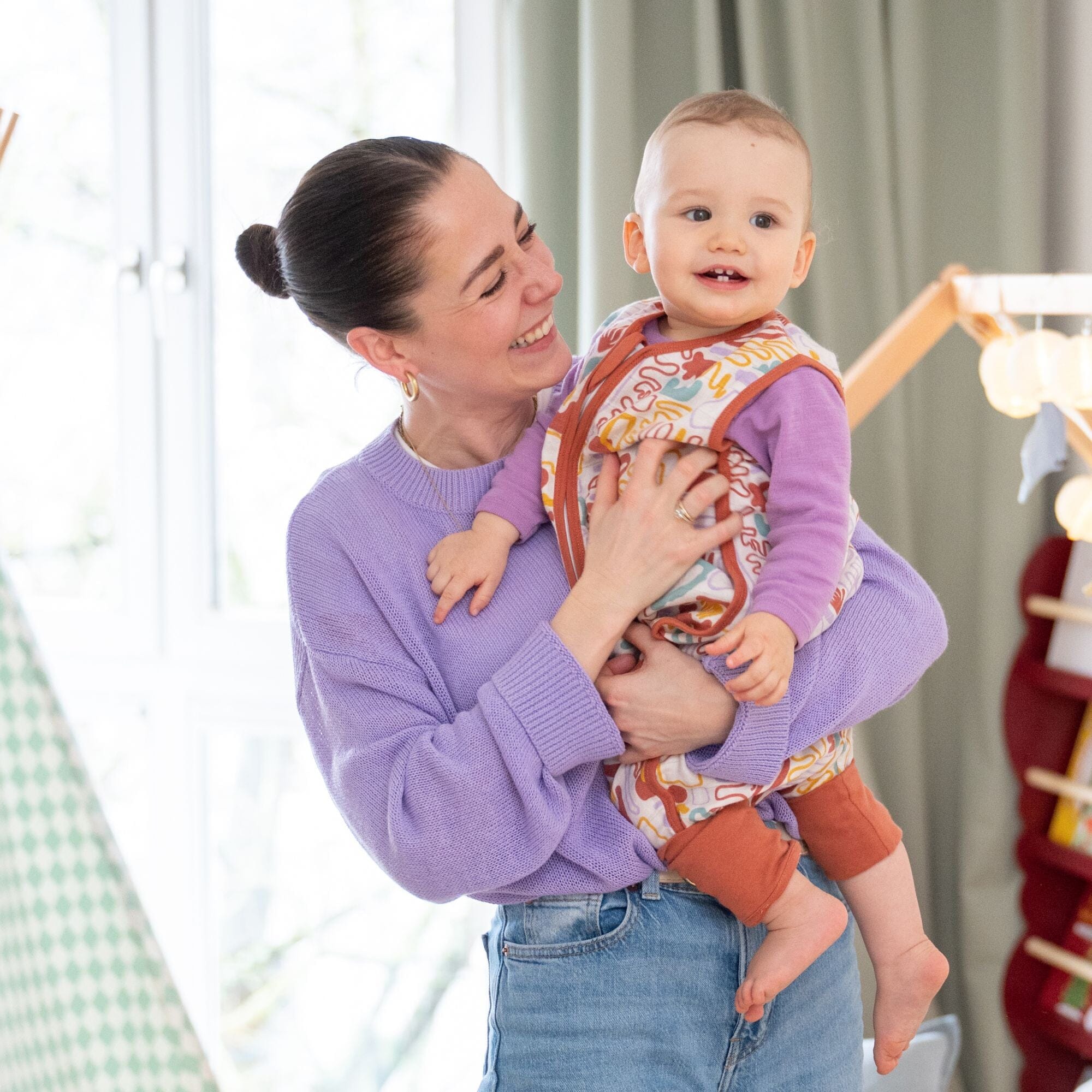 Musselin Schlafsack mit Füßen 0.5 TOG | Bunte Formen