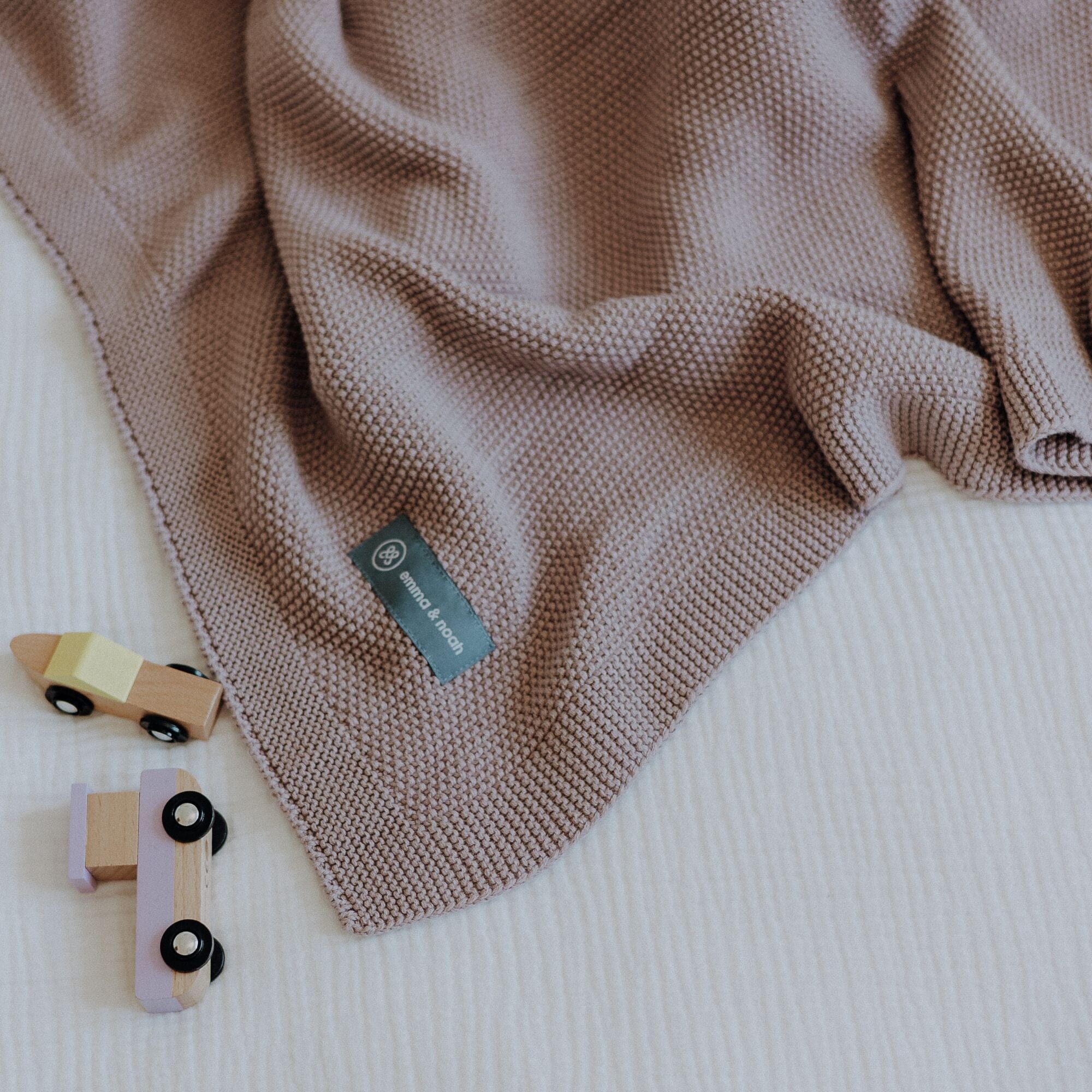 Strickdecke | Essential Berry