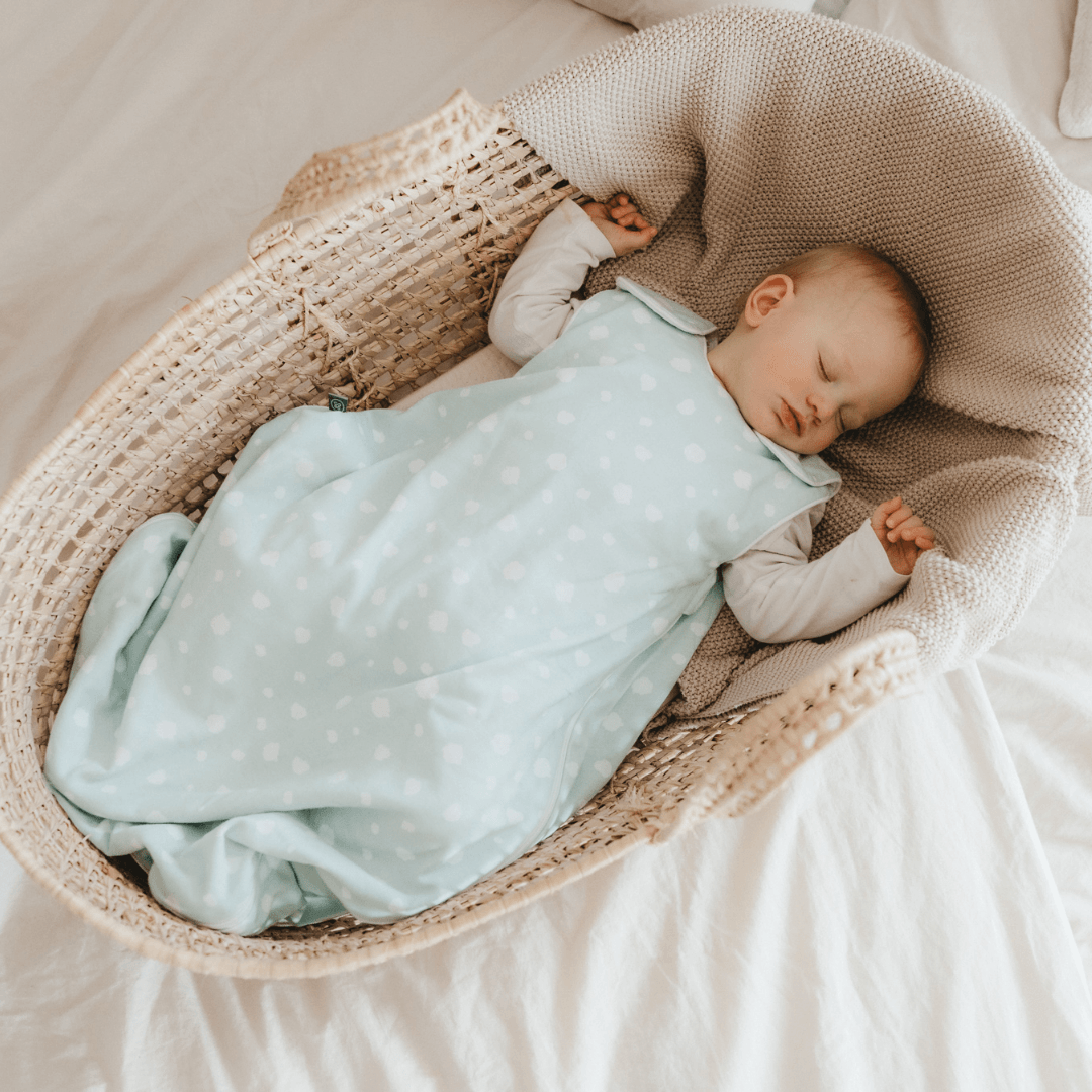 Erstlings- Schlafsack 1.0 TOG | Punkte Mint