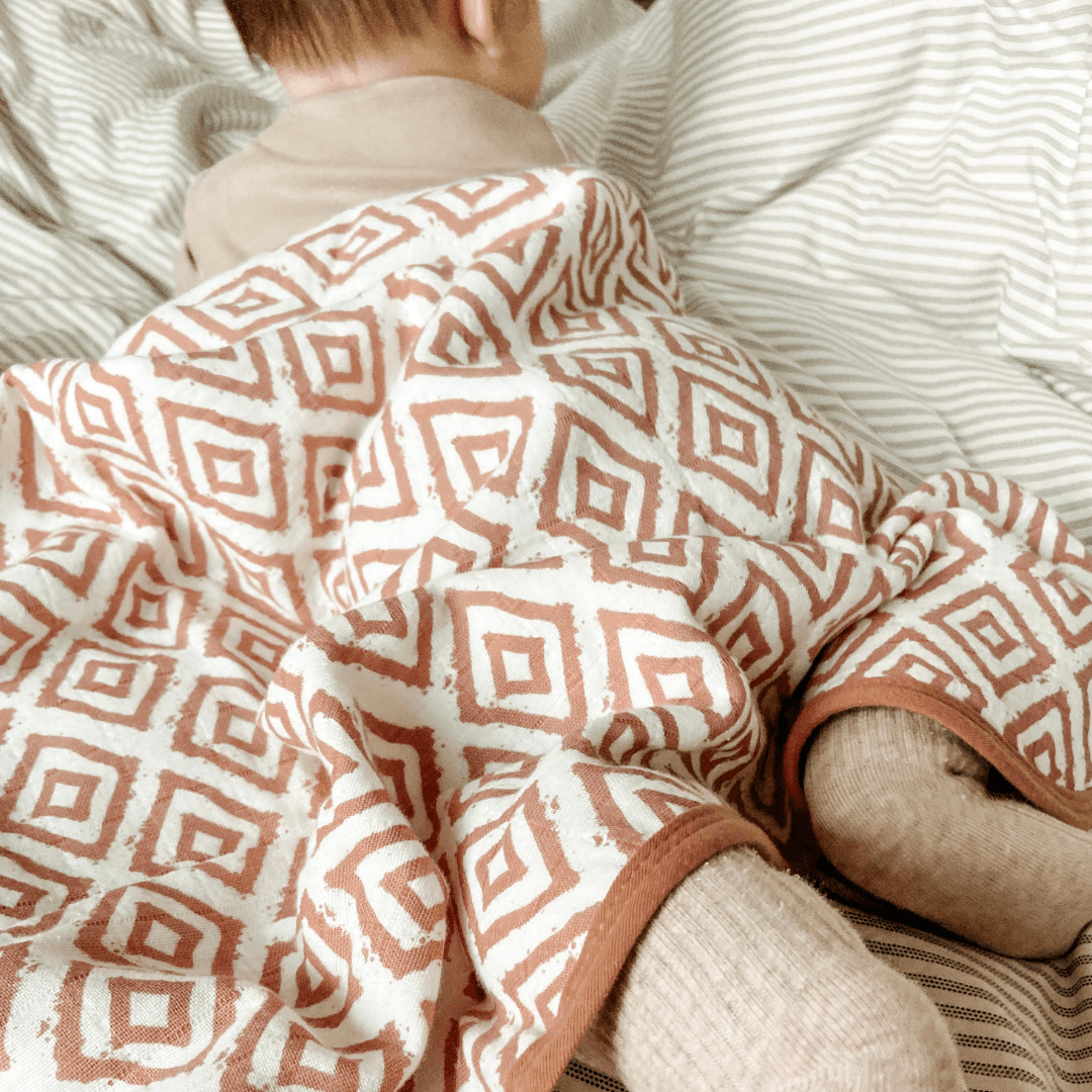 Babydecke | Rosa Rauten von emma & noah
