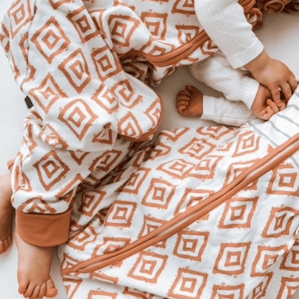 Schlafsack mit Füßen 1.0 TOG | Rauten Rosa